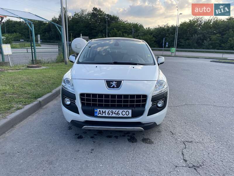 Позашляховик / Кросовер Peugeot 3008 2013 в Житомирі
