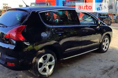 Позашляховик / Кросовер Peugeot 3008 2010 в Луцьку