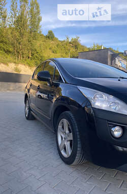 Внедорожник / Кроссовер Peugeot 3008 2012 в Ивано-Франковске