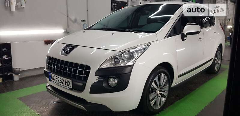 Позашляховик / Кросовер Peugeot 3008 2013 в Харкові