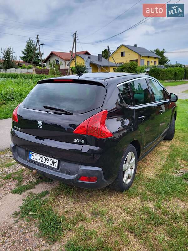 Позашляховик / Кросовер Peugeot 3008 2010 в Львові