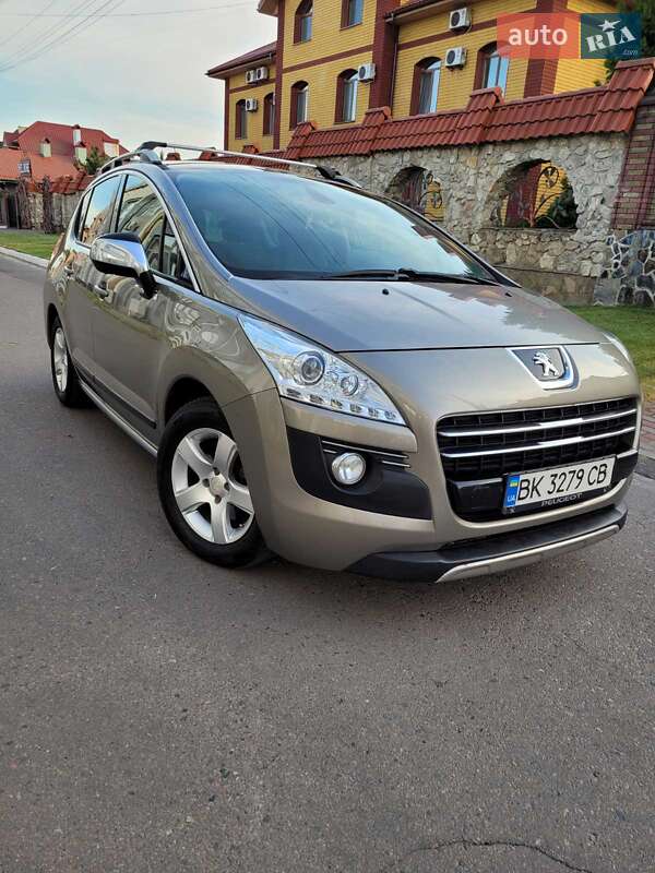 Позашляховик / Кросовер Peugeot 3008 2013 в Рівному
