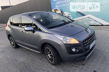 Позашляховик / Кросовер Peugeot 3008 2011 в Львові