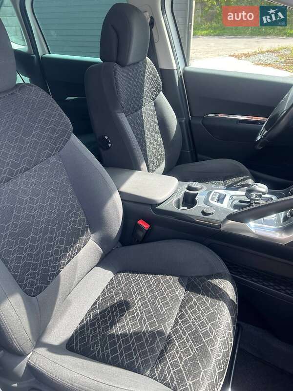 Внедорожник / Кроссовер Peugeot 3008 2014 в Ровно