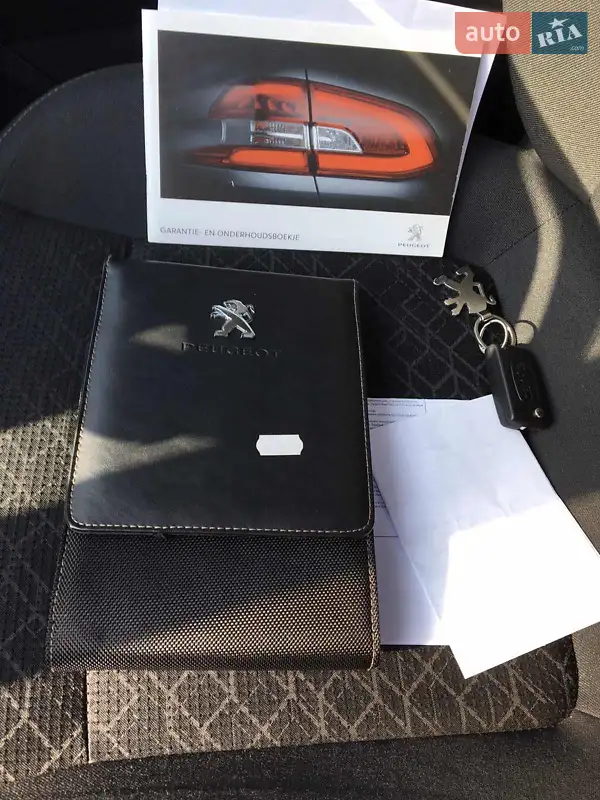 Внедорожник / Кроссовер Peugeot 3008 2014 в Ровно документ