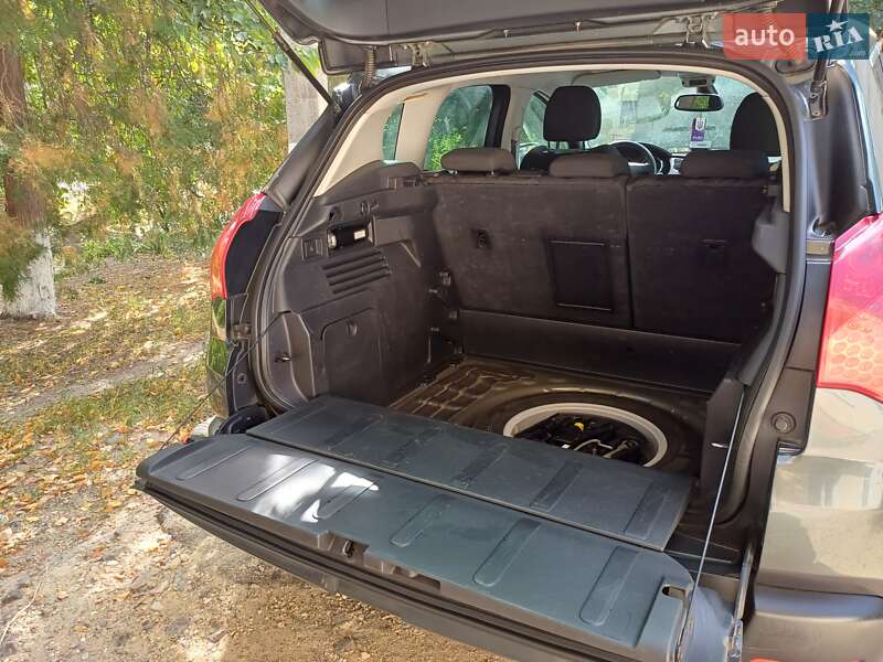 Позашляховик / Кросовер Peugeot 3008 2012 в Одесі
