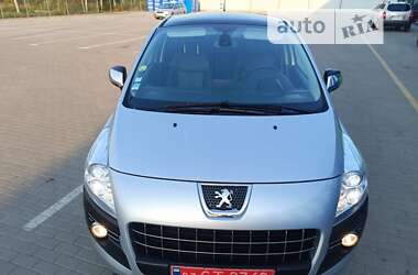 Внедорожник / Кроссовер Peugeot 3008 2013 в Дубно