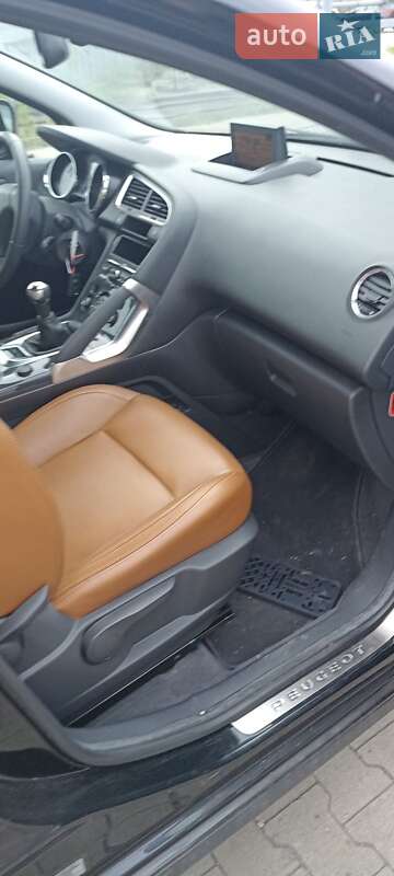 Позашляховик / Кросовер Peugeot 3008 2010 в Києві