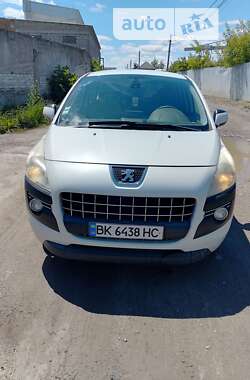 Позашляховик / Кросовер Peugeot 3008 2011 в Рівному