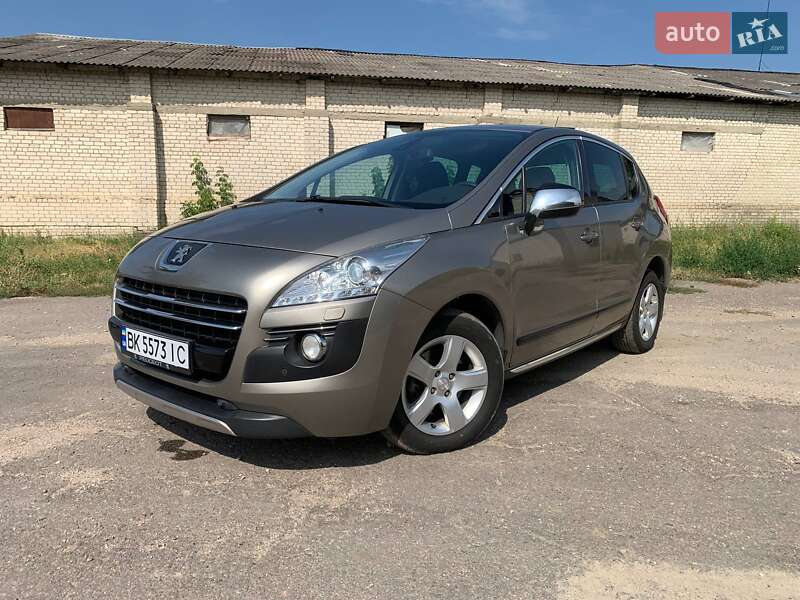 Внедорожник / Кроссовер Peugeot 3008 2013 в 