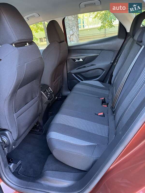 Внедорожник / Кроссовер Peugeot 3008 2019 в Ровно фото 5 Внедорожник / Кроссовер Peugeot 3008 2019 в Ровно