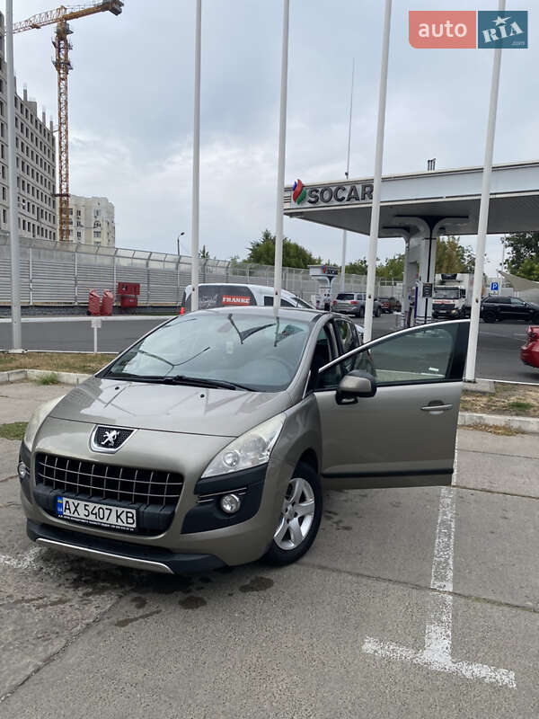 Позашляховик / Кросовер Peugeot 3008 2013 в Харкові