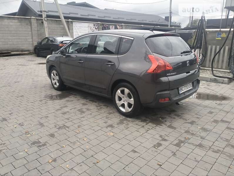 Позашляховик / Кросовер Peugeot 3008 2009 в Львові