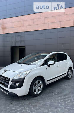 Позашляховик / Кросовер Peugeot 3008 2013 в Києві