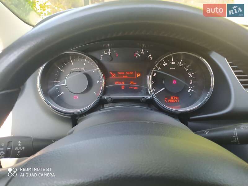 Позашляховик / Кросовер Peugeot 3008 2011 в Рівному