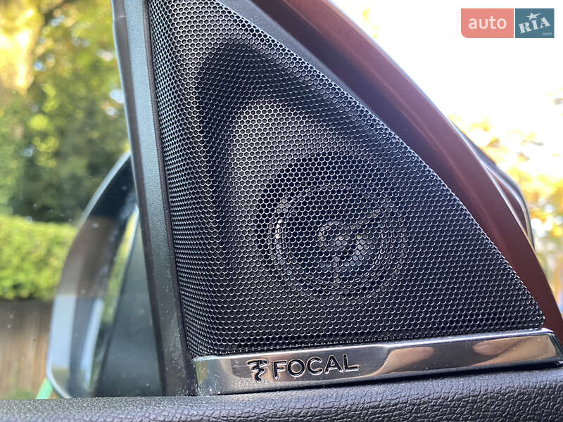 Внедорожник / Кроссовер Peugeot 3008 2017 в Львове фото 15 Внедорожник / Кроссовер Peugeot 3008 2017 в Львове