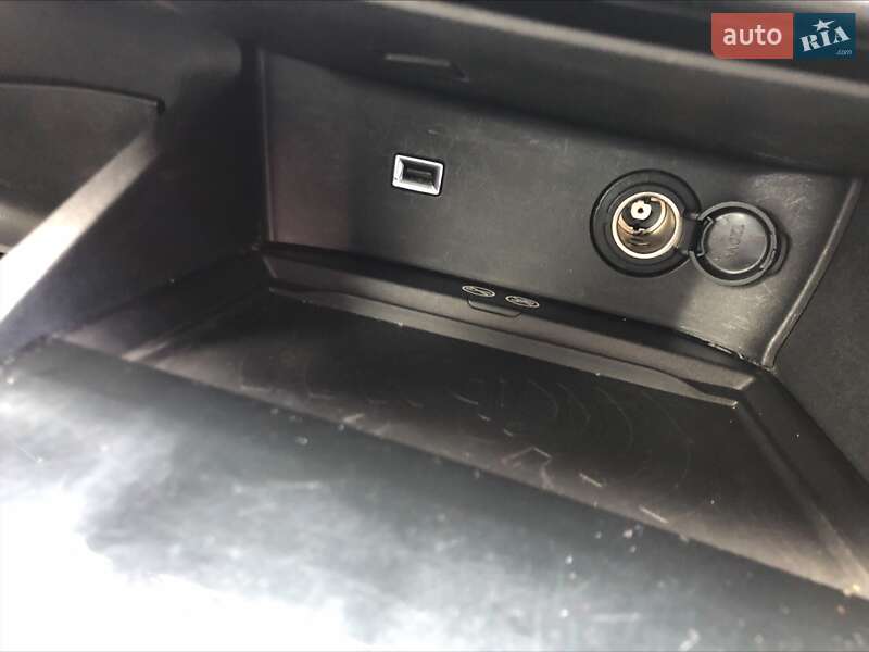 Позашляховик / Кросовер Peugeot 3008 2018 в Одесі