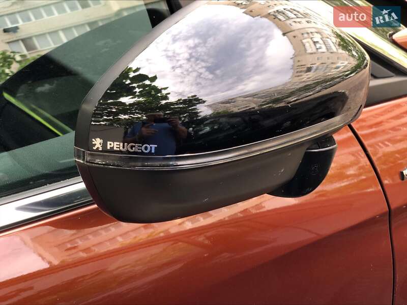 Позашляховик / Кросовер Peugeot 3008 2018 в Одесі
