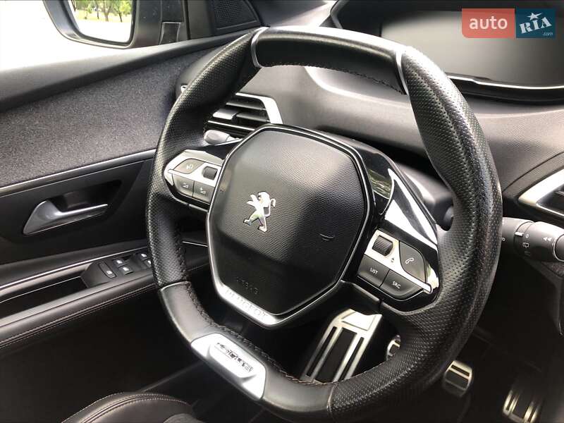 Позашляховик / Кросовер Peugeot 3008 2018 в Одесі