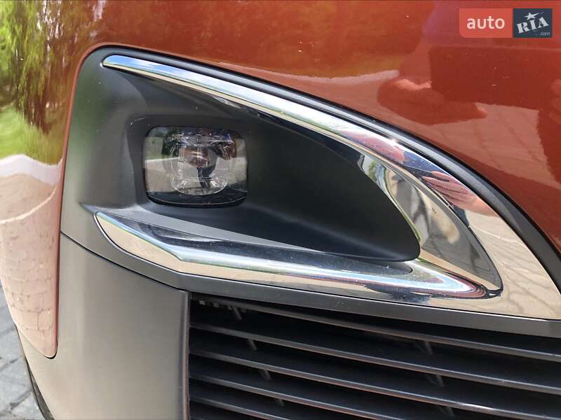 Позашляховик / Кросовер Peugeot 3008 2018 в Одесі