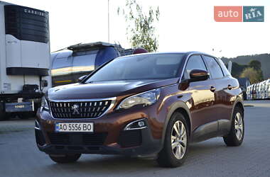 Позашляховик / Кросовер Peugeot 3008 2017 в Хусті