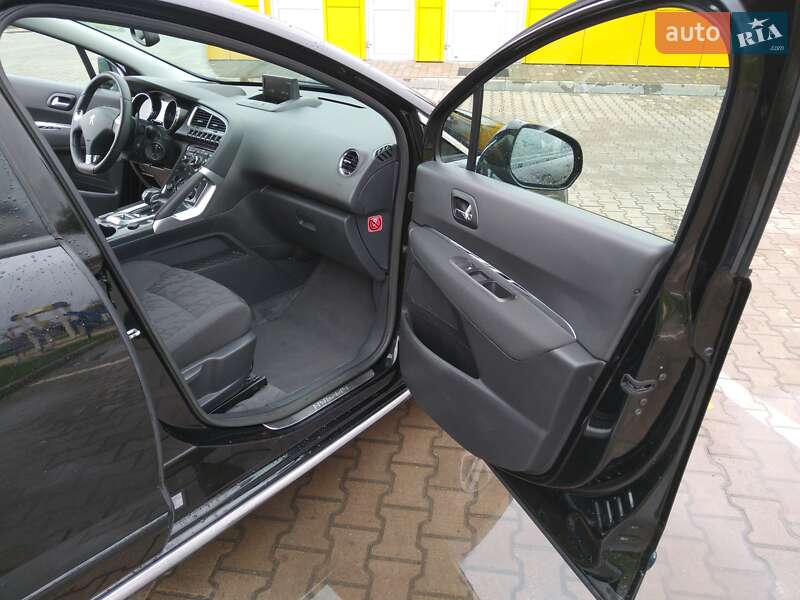 Позашляховик / Кросовер Peugeot 3008 2013 в Дубні