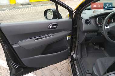 Внедорожник / Кроссовер Peugeot 3008 2013 в 