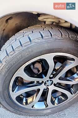 Позашляховик / Кросовер Peugeot 3008 2012 в 
