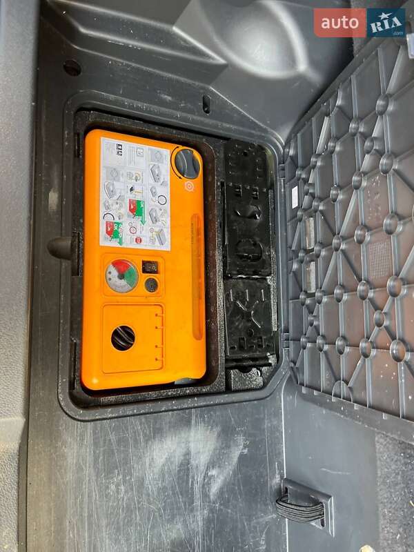 Позашляховик / Кросовер Peugeot 3008 2012 в Рівному