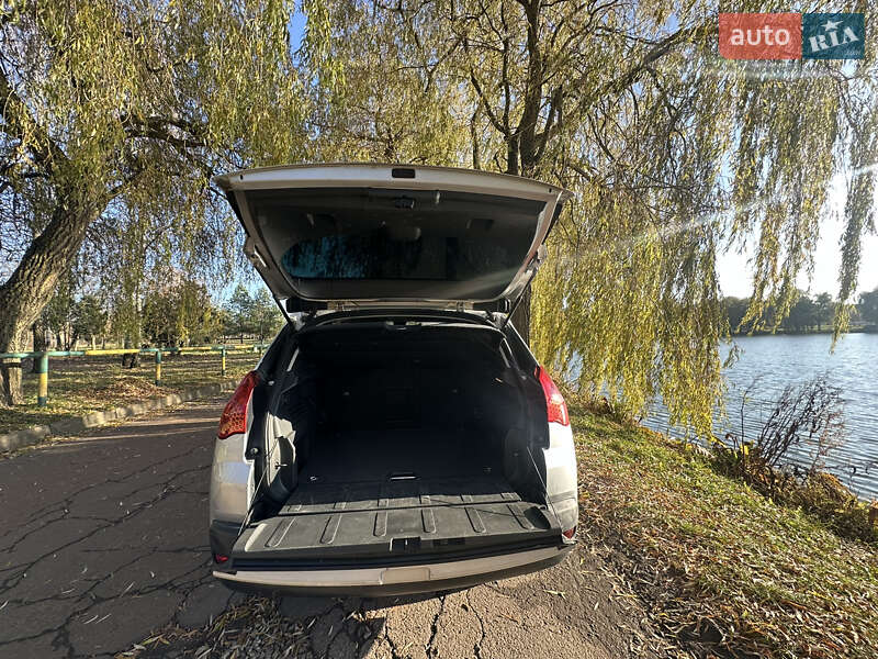 Внедорожник / Кроссовер Peugeot 3008 2010 в Ровно фото 14 Внедорожник / Кроссовер Peugeot 3008 2010 в Ровно