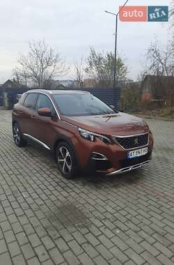 Внедорожник / Кроссовер Peugeot 3008 2018 в 