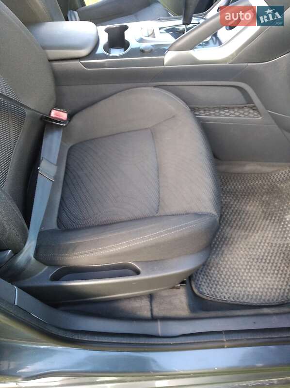 Позашляховик / Кросовер Peugeot 3008 2010 в Городку