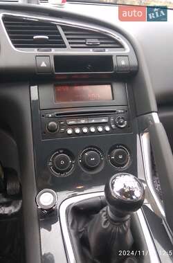 Внедорожник / Кроссовер Peugeot 3008 2011 в 