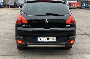 Позашляховик / Кросовер Peugeot 3008 2010 в Рівному