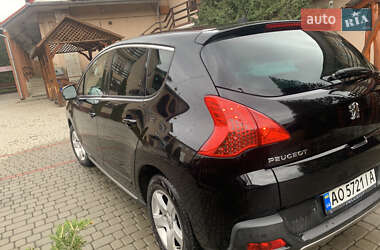 Позашляховик / Кросовер Peugeot 3008 2010 в Сваляві