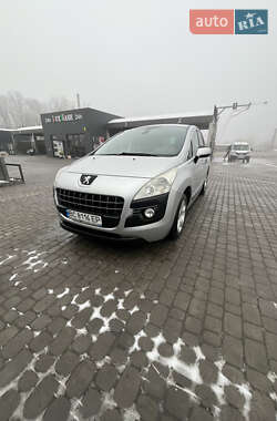 Позашляховик / Кросовер Peugeot 3008 2013 в Львові