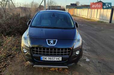 Позашляховик / Кросовер Peugeot 3008 2010 в Рівному