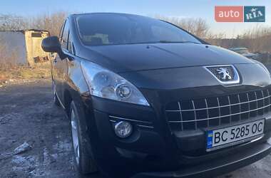 Позашляховик / Кросовер Peugeot 3008 2011 в Червонограді