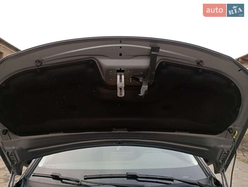 Внедорожник / Кроссовер Peugeot 3008 2017 в Казатине