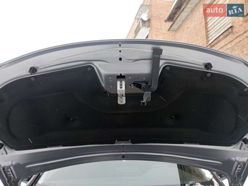 Внедорожник / Кроссовер Peugeot 3008 2017 в Казатине