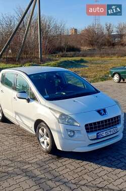 Позашляховик / Кросовер Peugeot 3008 2010 в Львові