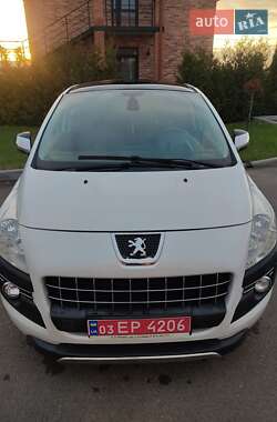 Внедорожник / Кроссовер Peugeot 3008 2012 в Ровно