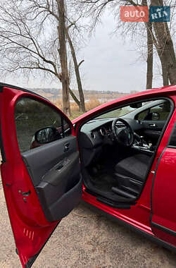 Внедорожник / Кроссовер Peugeot 3008 2009 в 