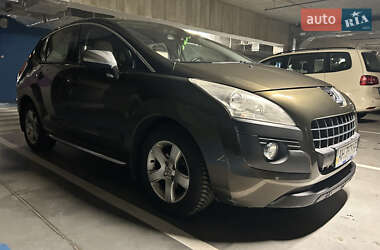 Позашляховик / Кросовер Peugeot 3008 2011 в Гостомелі