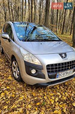 Позашляховик / Кросовер Peugeot 3008 2010 в Бережанах