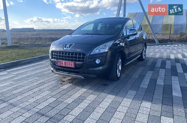 Позашляховик / Кросовер Peugeot 3008 2011 в Львові