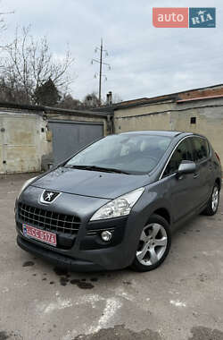 Позашляховик / Кросовер Peugeot 3008 2012 в Львові