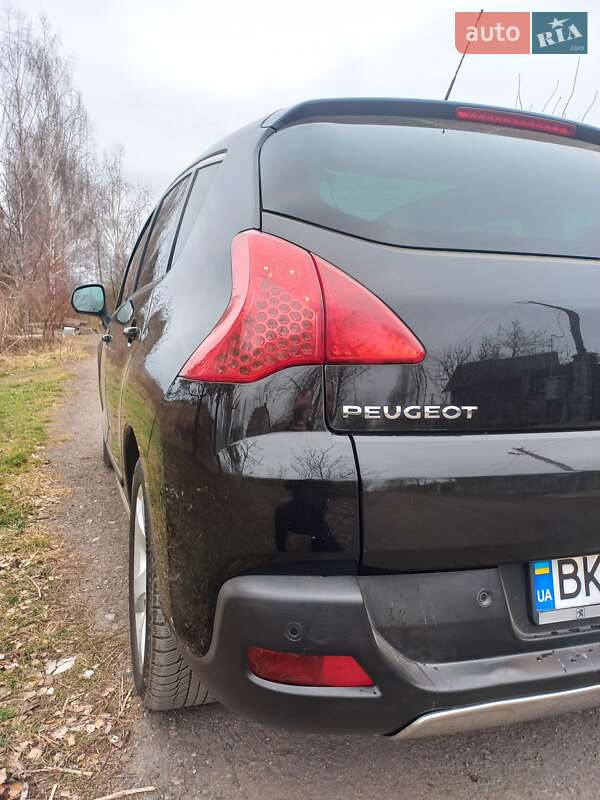 Позашляховик / Кросовер Peugeot 3008 2009 в Рівному