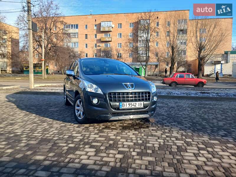 Внедорожник / Кроссовер Peugeot 3008 2012 в Гадяче