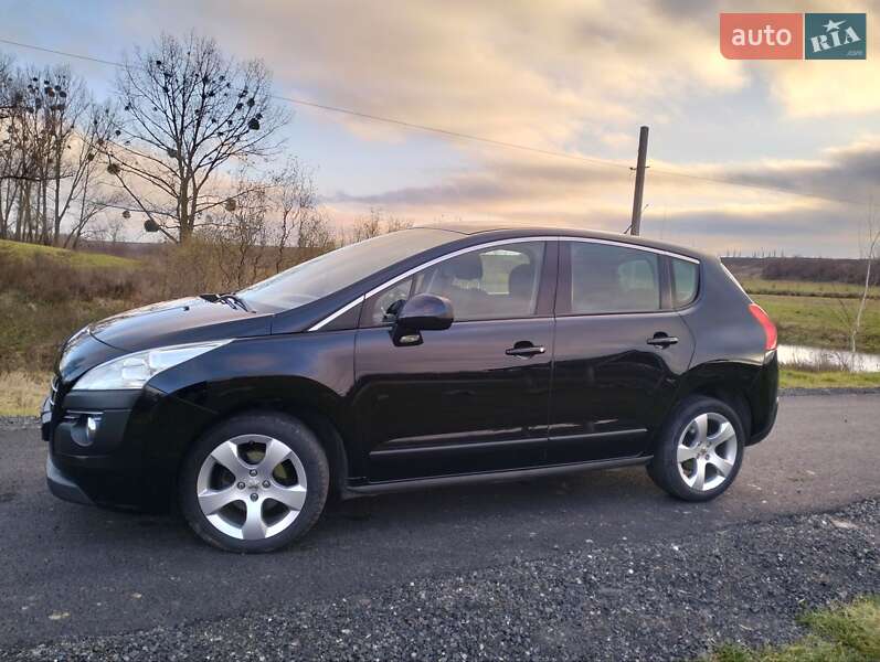Позашляховик / Кросовер Peugeot 3008 2010 в Луцьку